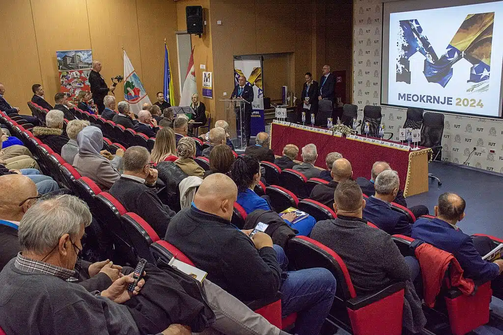Održan Naučni skup sa međunarodnim učešćem „Meokrnje – simbol borbe protiv fašizma““ – Izuzetno uspješan događaj s međunarodnim učešćem
