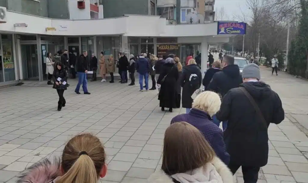 Gužve na izdavanju CIPS prijavnica, ministar Katica krivi neispoštovan zaključak Vlade KS