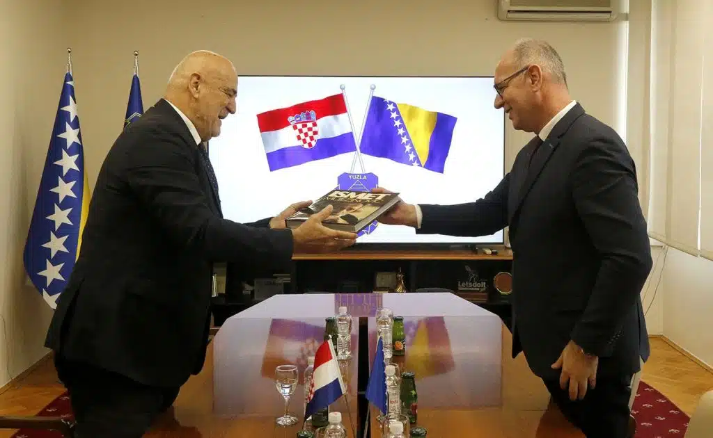 Gradonačelnik Lugavić sastao se s generalnim konzulom Republike Hrvatske u Tuzli, Ivanom Bandićem