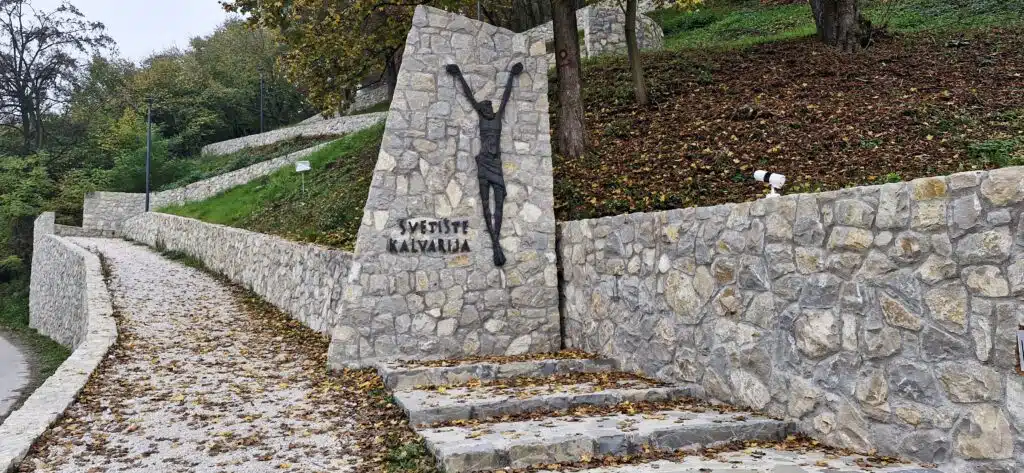 Radijski putokaz: Svetište Kalvarija, mjesto utjehe, mira i spokoja