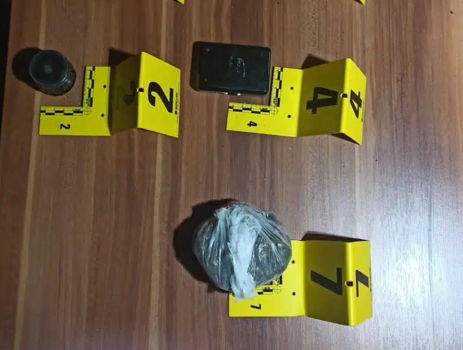 U akciji MUP-a TK pronađena veća količina opojnih droga, dvije osobe lišene slobode (FOTO)