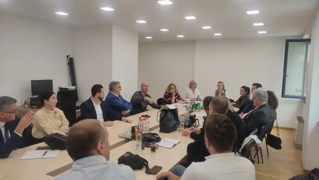 Ministrica Salčinović predstavila direktorima zdravstvenih ustanova projekat “Poboljšanje zdravstvenog sistema u Federaciji BiH”