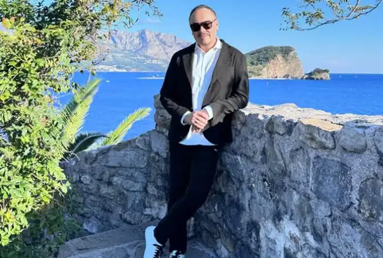 PJEVAČ OSTAVIO ŽENU JER NIJE HTJELA DA KUVA Napustio zemlju, pa stavio tačku na brak nakon 17 godina!