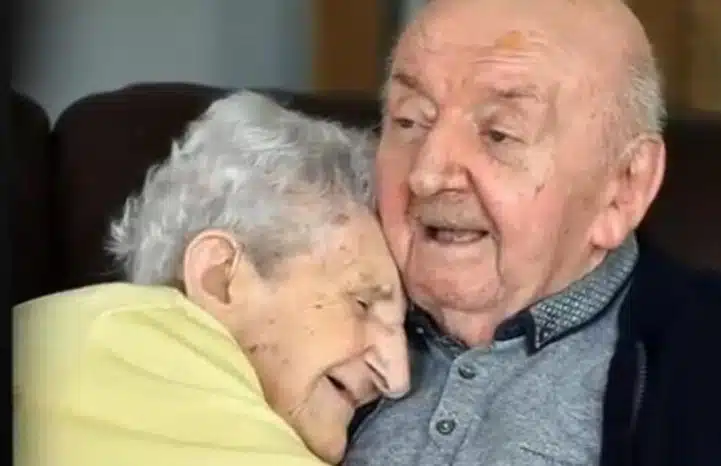 (VIDEO) „NIKAD NE PRESTAJEŠ DA BUDEŠ MAJKA“ Starica (98) se preselila u starački dom da bi brinula o sinu (80)