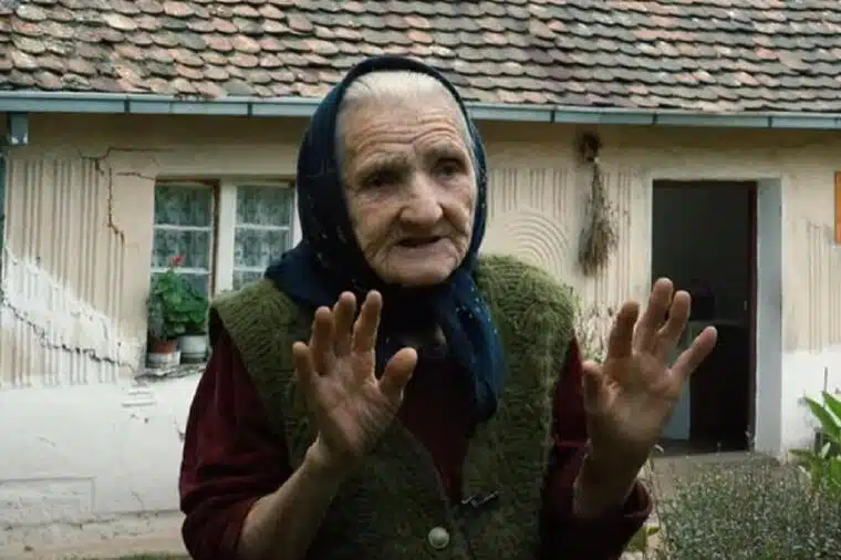 SAHRANILA DVIJE KĆERKE, SINA I MUŽA Baka Mira ima 99 godina, a pola vijeka živi sama u trošnoj kućici