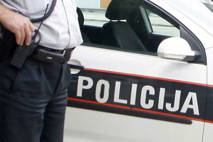 Za kazne duguje skoro 180.000 KM, a policija mu oduzela škodu