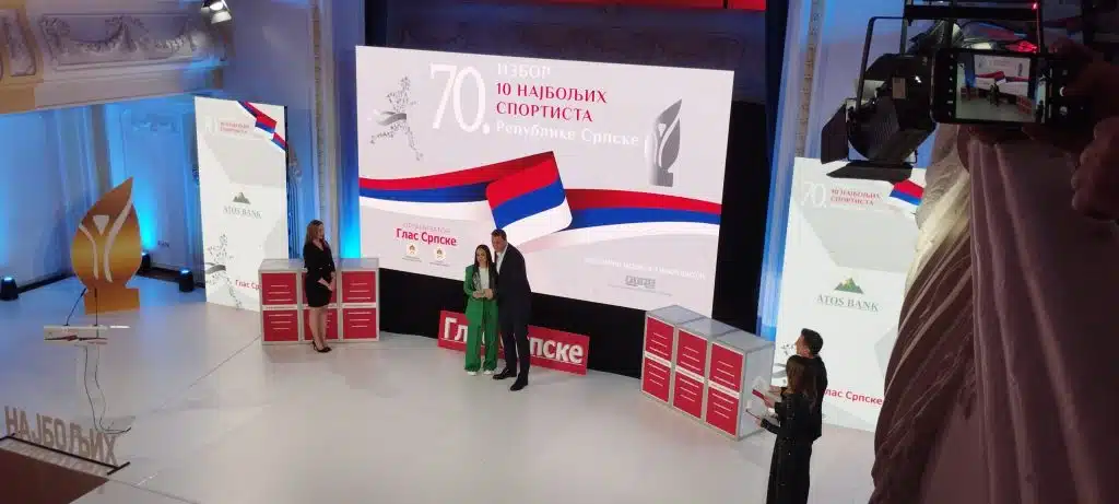 LAUREAT SARA ĆIRKOVIĆ Evropska i Balkanska šampionka u boksu najbolja je sportiskinja Republike Srpske u 70. izboru „Glasa Srpske“