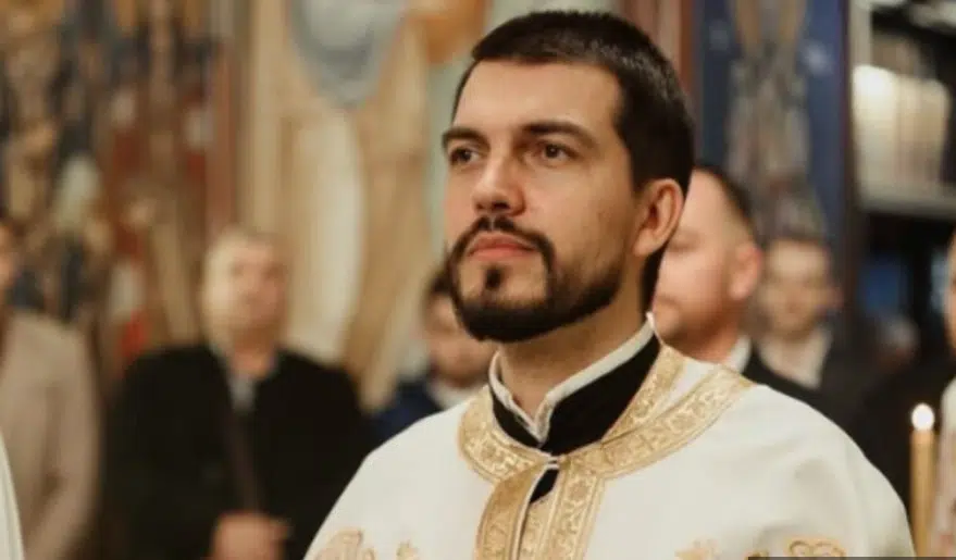 (VIDEO) „PRESTANITE DA PSUJETE – JEDAN NULA“ Sveštenik Aleksandar duhovito objasnio suštinu posta na primjeru fudbalske utakmice