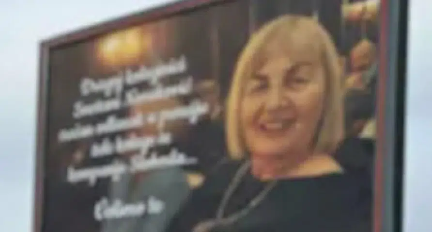 (FOTO) OVO JE SNEŽANA O KOJOJ PRIČA POLA SRBIJE Buduća penzionerka iz Čačka ostala bez teksta kad je ugledala bilbord