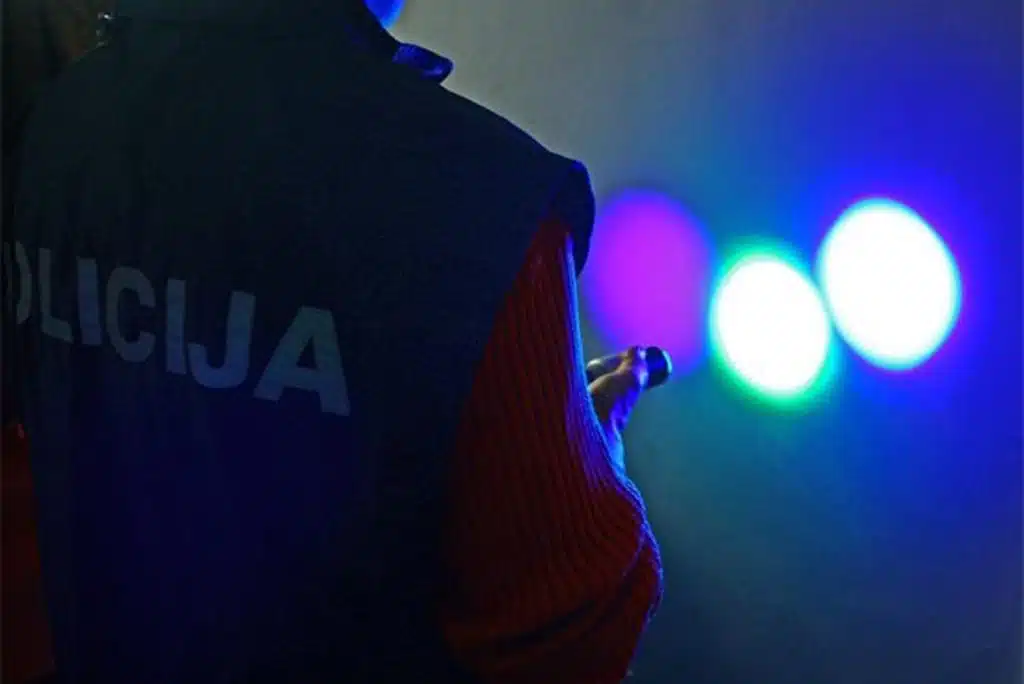 BiH: Usmrtio suprugu pa se sam prijavio policiji