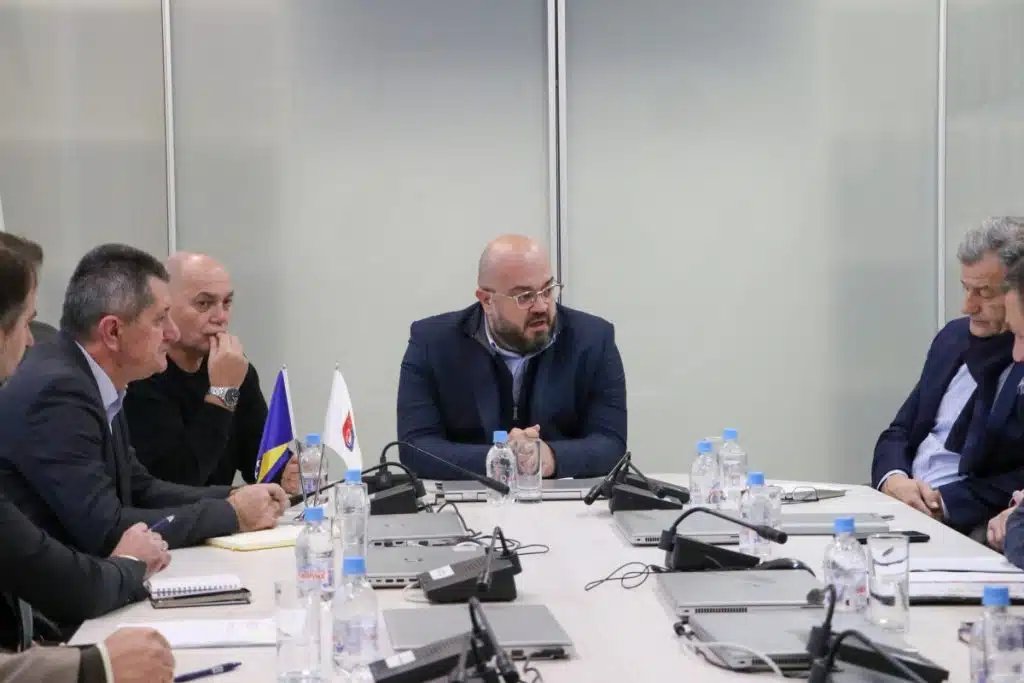 Ministar Šteta organizovao sastanak s direktorima komunalnih preduzeća nakon preuzimanja funkcije