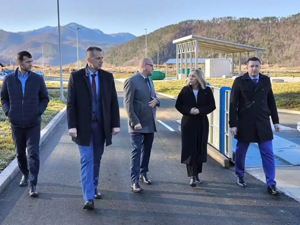 Ministrica Pozder u Tuzlanskom kantonu: Promjena u pristupu upravljanju otpadom je imperativ