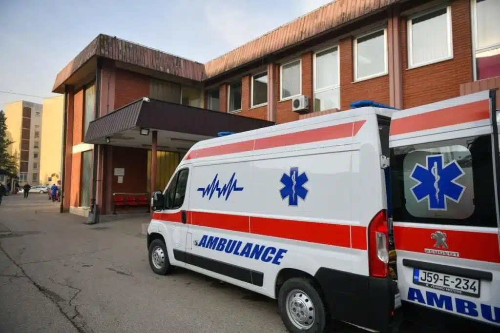 Užas u bh. gradu: Bejzbol palicom brutalno pretukao muškarca, uhapšen je