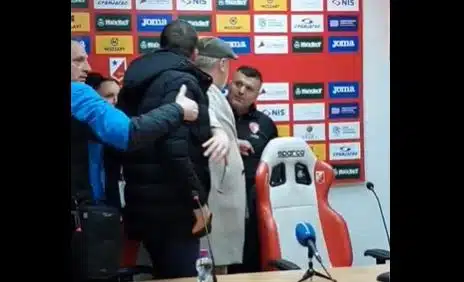 (VIDEO) PALE TEŠKE RIJEČI! Novinari spriječili tuču Lalatovića i Dudića