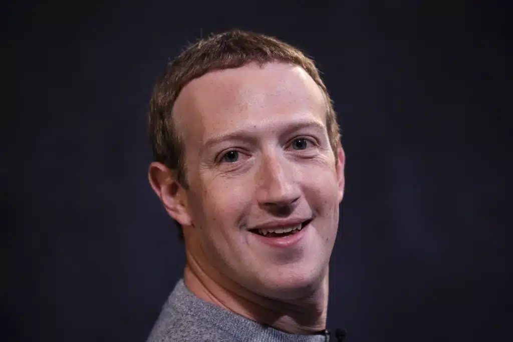 Zuckerberg najavio: Mobiteli će izaći iz upotrebe, svi ćemo prijeći na novi uređaj