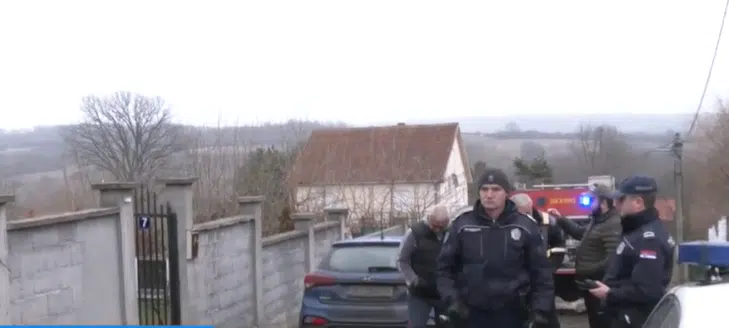 „NE ZNAM DA LI MI JE MAJKA ŽIVA“ Potresne scene ispred Doma za stare u Barajevu, članovi porodica čekaju vijesti o svojim najbližima: Svekar mi je bio u dijelu koji je potpuno izgorio!