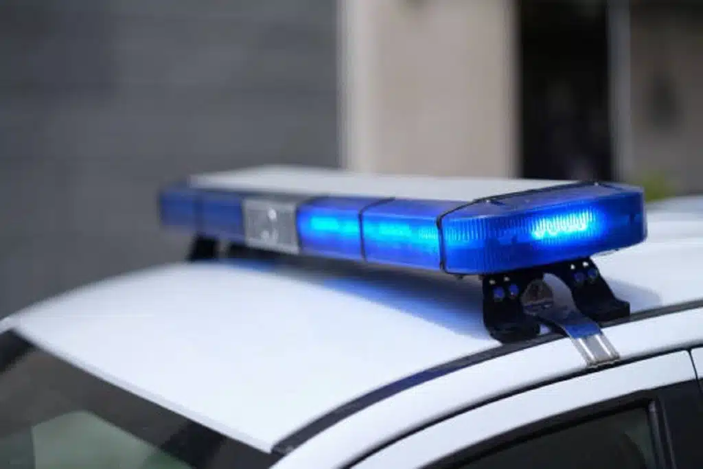 UŽAS U TREBINJU! Maloljetnici palicama pretukli tinejdžera, hitno operisan