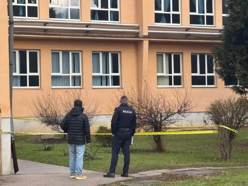 Dojava bombe u novotravničkoj školi