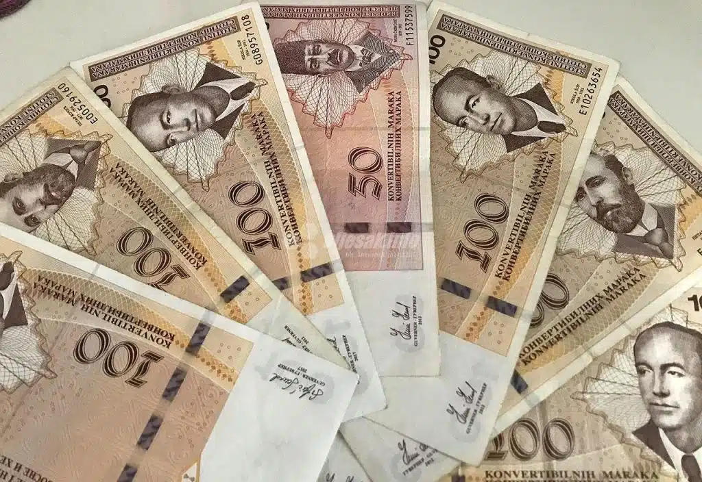 Šest privrednih komora zahtijeva hitne izmjene odluke o minimalnoj plati u FBiH