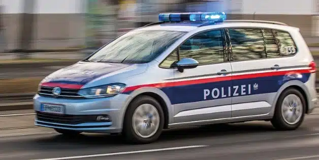 POTJERA ZA BOSANCEM U AUSTRIJI Bježao više od 50 kilometara, policija digla i helikopter