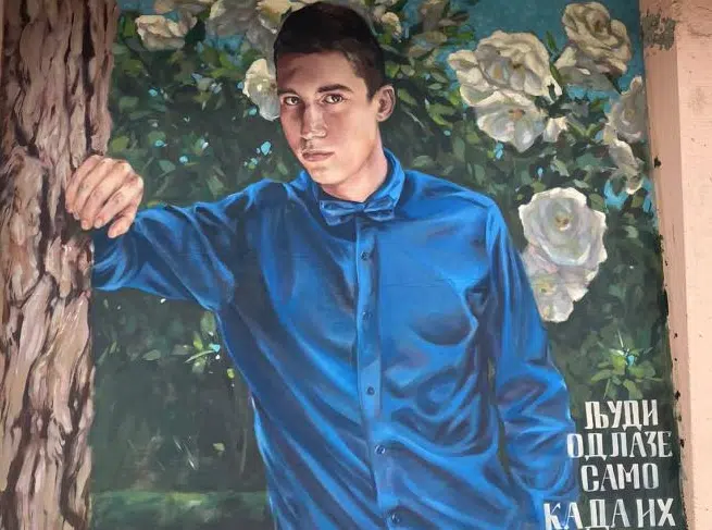 STEFAN (18) BRUTALNO PRETUČEN NASMRT ISPRED DISKOTEKE Trojica osuđena, porodica neutješna: Trebalo je da bude đak generacije