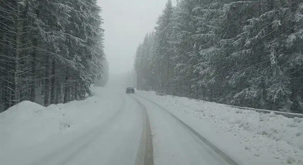 OLUJNI VJETAR NAPRAVIO HAOS Nevrijeme u Hrvatskoj donijelo probleme, izdate zabrane