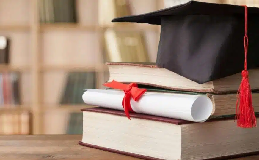 OPTUŽENI ZA PRODAJU DIPLOMA Fakulteti iz akcije „Klaster“ završili neslavno, država iz regiona odlučila da ih ne priznaje