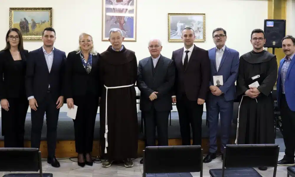 Biskup fra Jozo Garić: Knjiga o poniznom velikanu vjere i naroda predstavljena u Banjoj Luci
