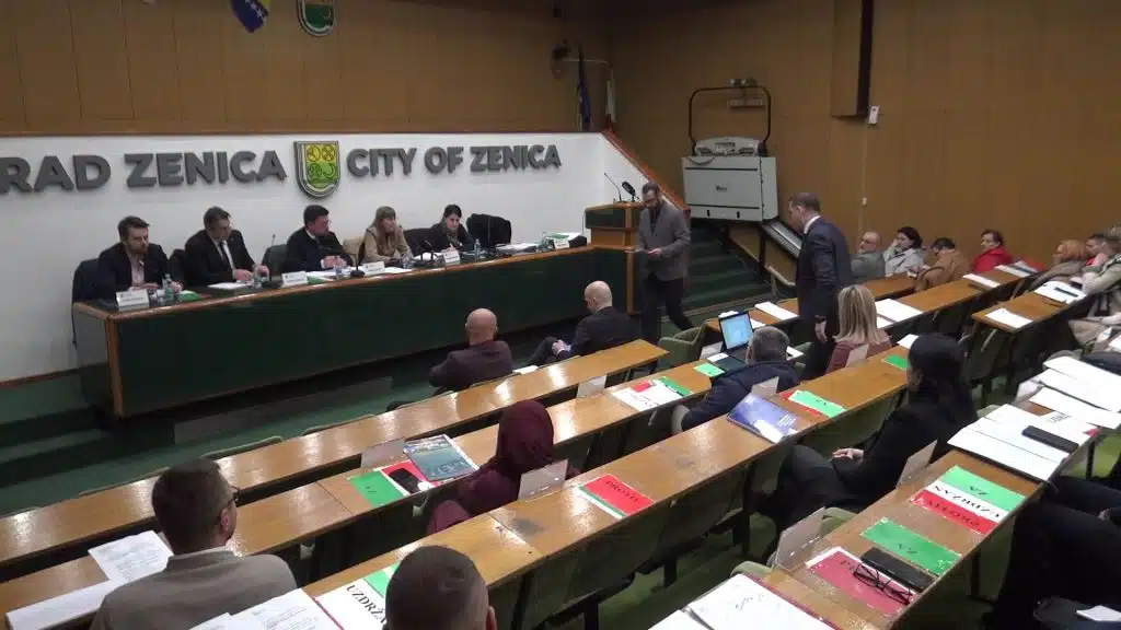 Gradsko vijeće Zenica usvojilo Odluku o prenosu prava vlasništva u krugu kompleksa Kantonalne bolnice