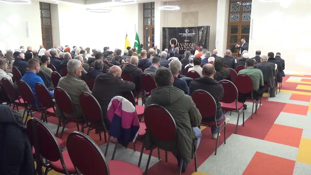 Održana tribina “Otvoreni razgovori: Kako sačuvati nezavisnost BiH”