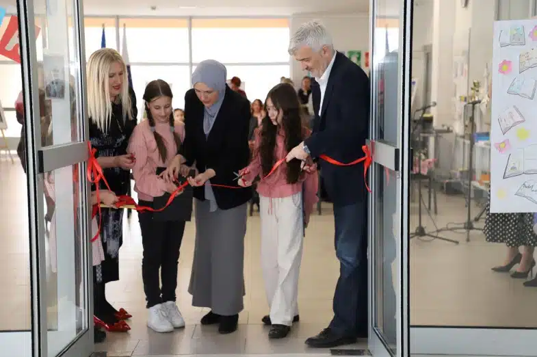 Otvorena nova biblioteka u Osnovnoj školi „Šip“