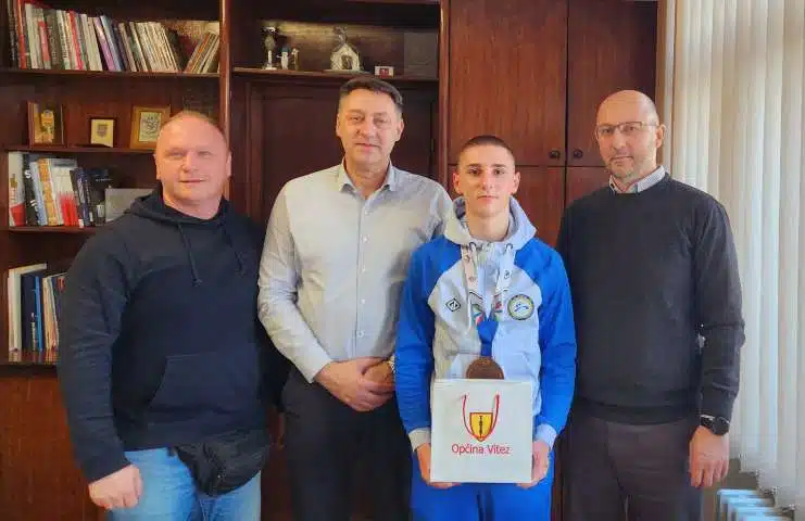 U Općini Vitez održan prijam brončanog sa Europskog prvenstva, karataša Ismaila Đidića