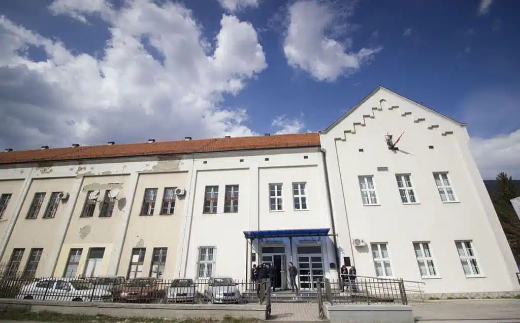 Protiv muškarca koji je čakijom htio ubiti suprugu Tužilaštvo SBK podiglo optužnicu