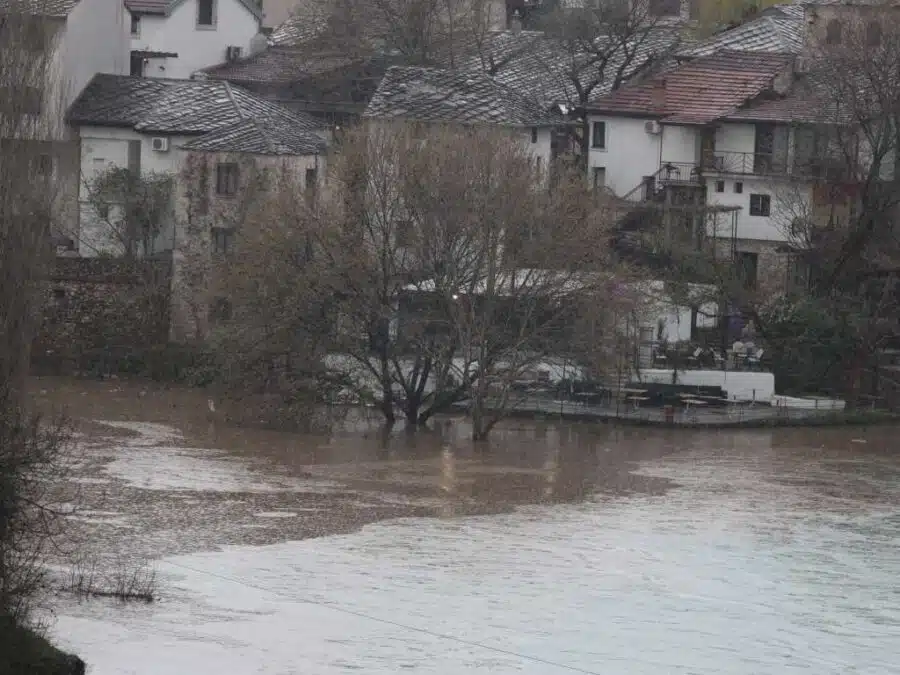 Moguće bujične poplave i izlijevanje rijeka u slivu Neretve i Trebižata