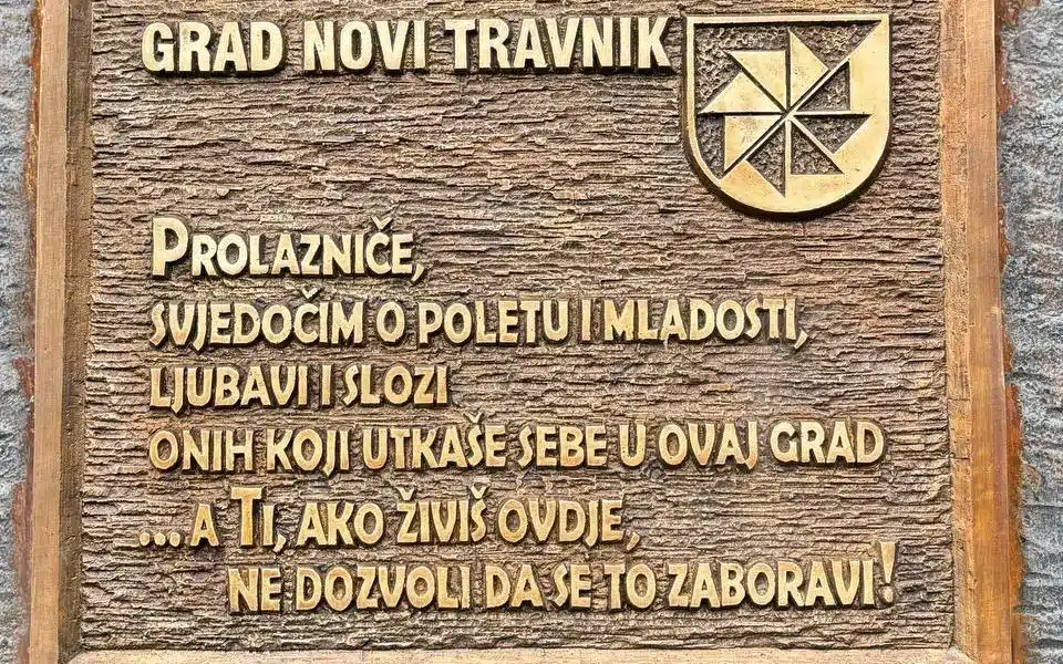 Simbol industrijske prošlosti Novog Travnika: Postavljena spomen ploča