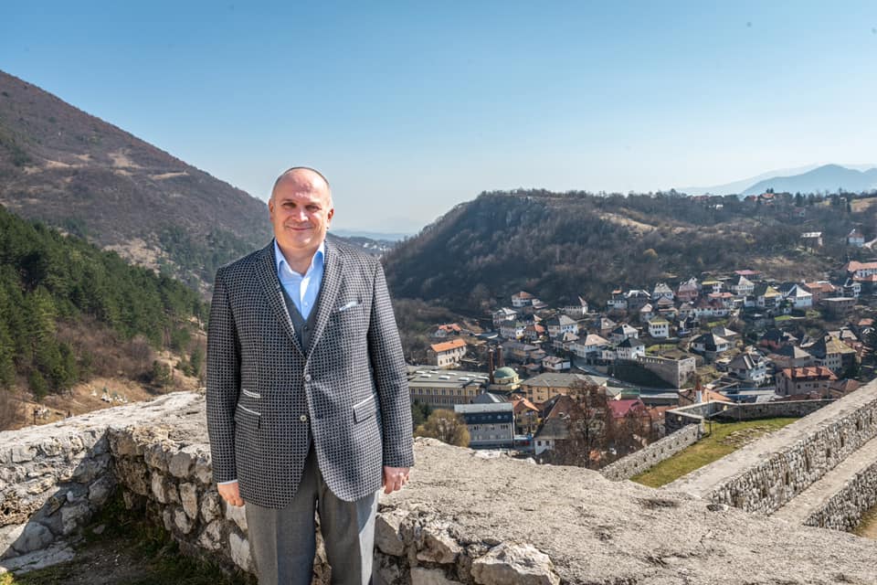 Načelnik Travnika: Izgubili smo 10 miliona KM i 728 radnih mjesta zbog minimalca i neradne nedjelje