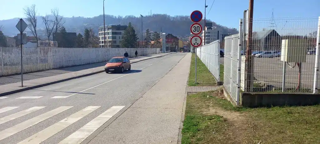 Nadvožnjak preko Sjeverne saobraćajnice u Tuzli ponovo u funkciji od danas