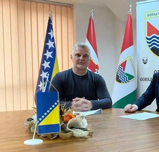 Vlasnik firme Struktura Jajce Dubravko Kolovrat darovao radnike za Bajram sa po 200 KM