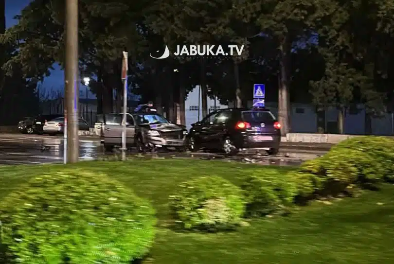 Sudar dvaju automobila u Ljubuškom