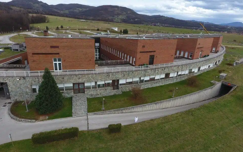 Bolnica u Novoj Biloj raspisuje natječaj za posao na neodređeno vrijeme