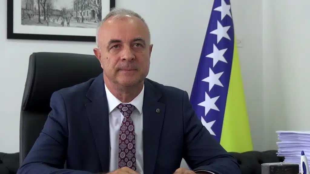 Jusuf Duraković podnio zahtjev za brisanje iz članstva SDA