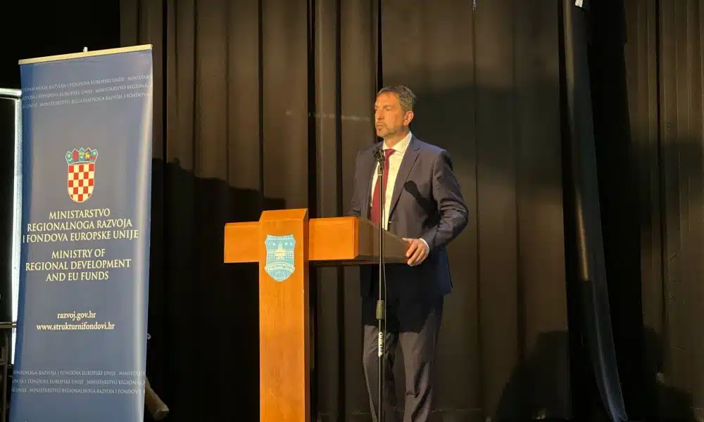 MARINKO ČAVARA NAZOČIO U TRAVNIKU SVEČANOSTI URUČENJA UGOVORA O FINANCIRANJU U OKVIRU PROGRAMA PREKOGRANIČNE SURADNJE IZMEĐU REPUBLIKE HRVATSKE I BIH