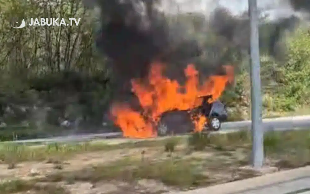 Zapalio se automobil u Pologu