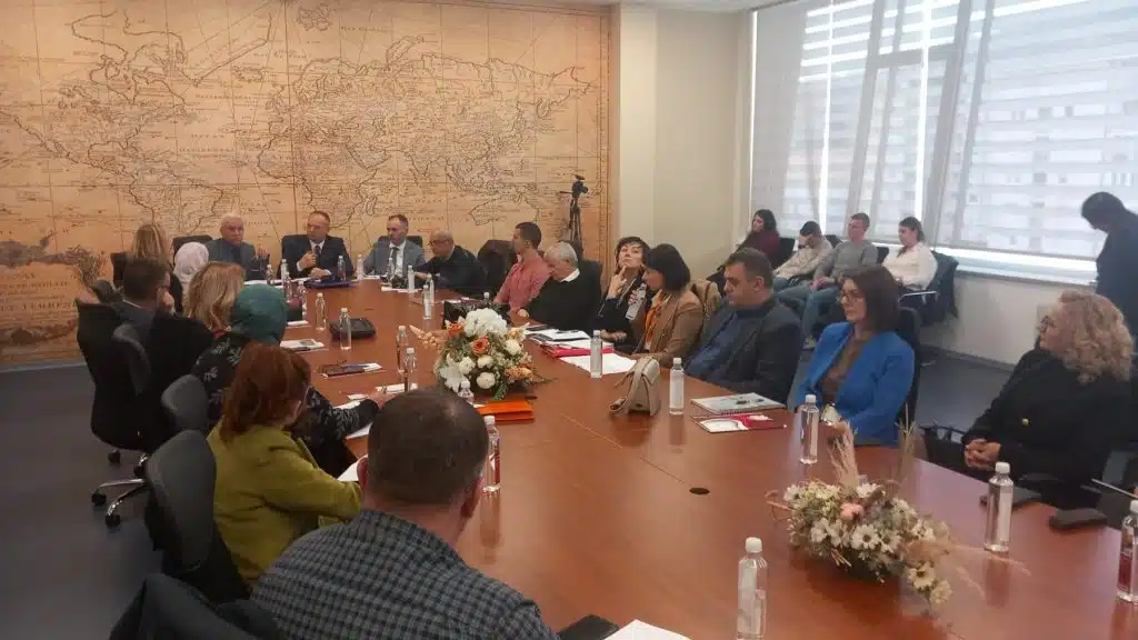Na Internacionalnom univerzitetu u Travniku važan skup o obnovljivim izvorima energije