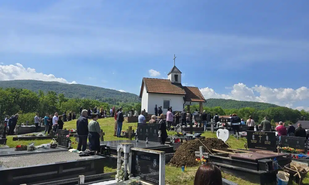 PROLJETNI BLAGOSLOV POLJA U BUČIĆIMA: Misu i obred predvodio župnik fra Drago Pranješ