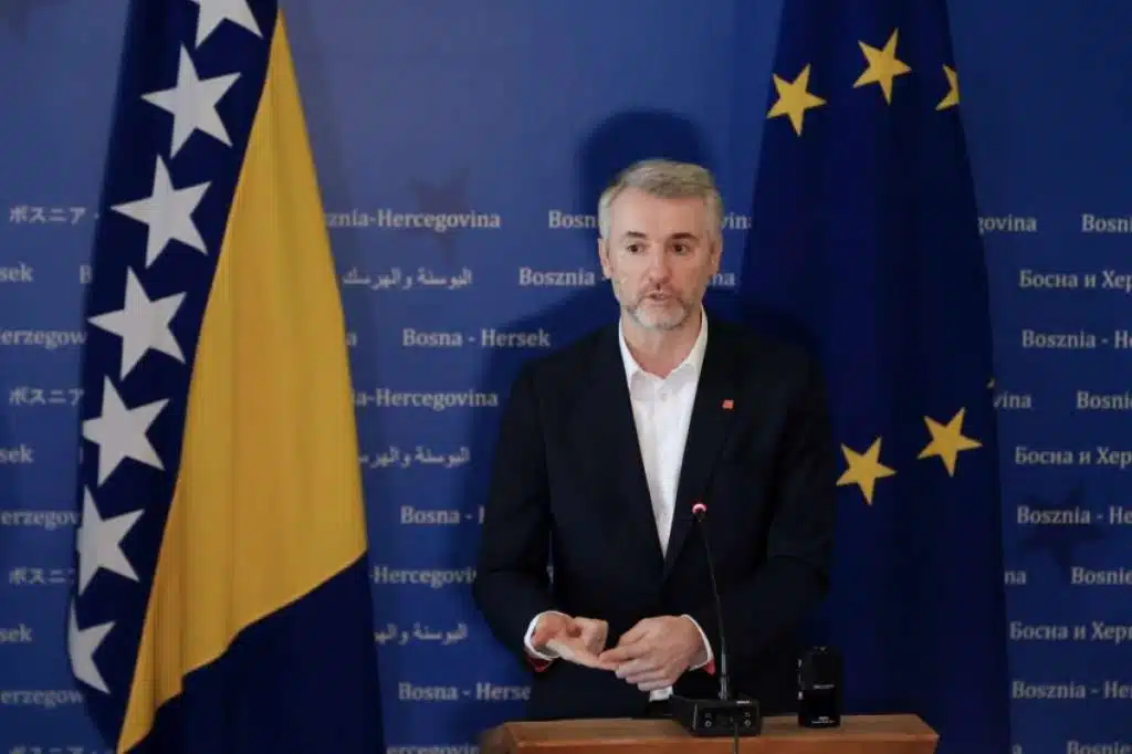 Svi aerodromi u BiH preuzeli KDZ preglede od Granične policije BiH