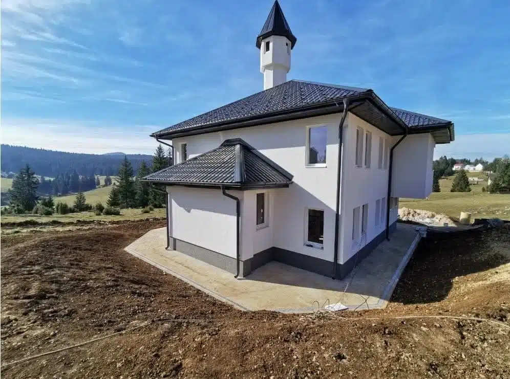 Džamija na Gostilju ponovo otvorena za džumu-namaz tokom ljetne sezone
