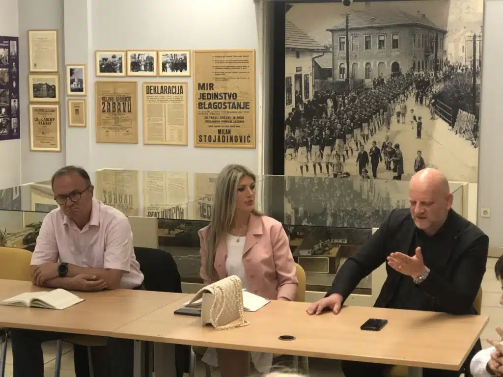 Promovisana knjiga “Inat u krvi” Mehmeda Pojskića