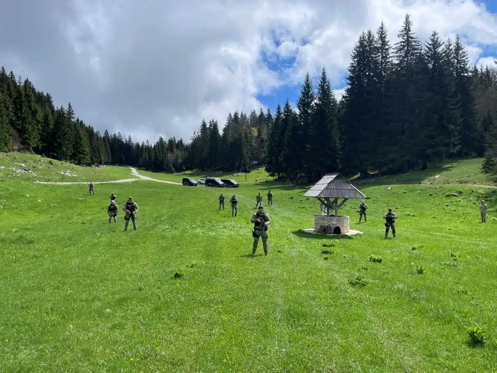 Uspješno završena obuka na temu „Topografija i taktičko kretanje“