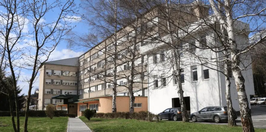 JU Bolnica Travnik dobila najsavremeniji uređaj za nehirurško razbijanje bubrežnih kamenaca